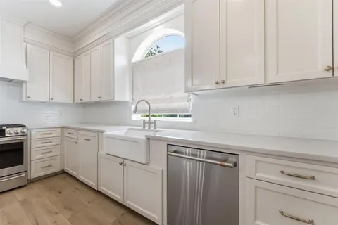 $899,000 | 4100 Magnolia Ridge Drive, Lake Charles, LA 70605