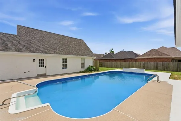 $899,000 | 4100 Magnolia Ridge Drive, Lake Charles, LA 70605