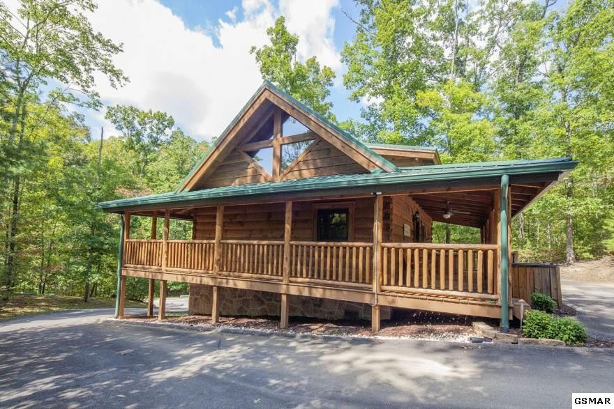 2738 Murray Ridge Road, Unit KYSHIDEAWAY Sevierville, TN 37876 - Photo 1 of 14 Gallery Image 1