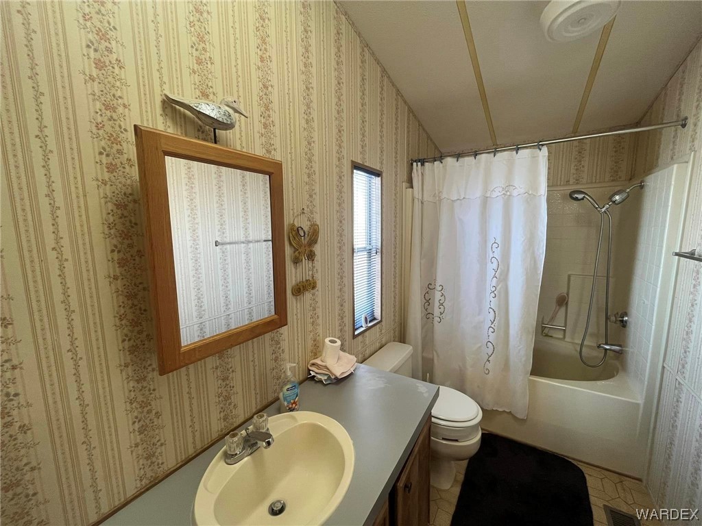 1582 Trane Road Bullhead City, AZ 86442 - Photo 23 of 36 Gallery Image 23