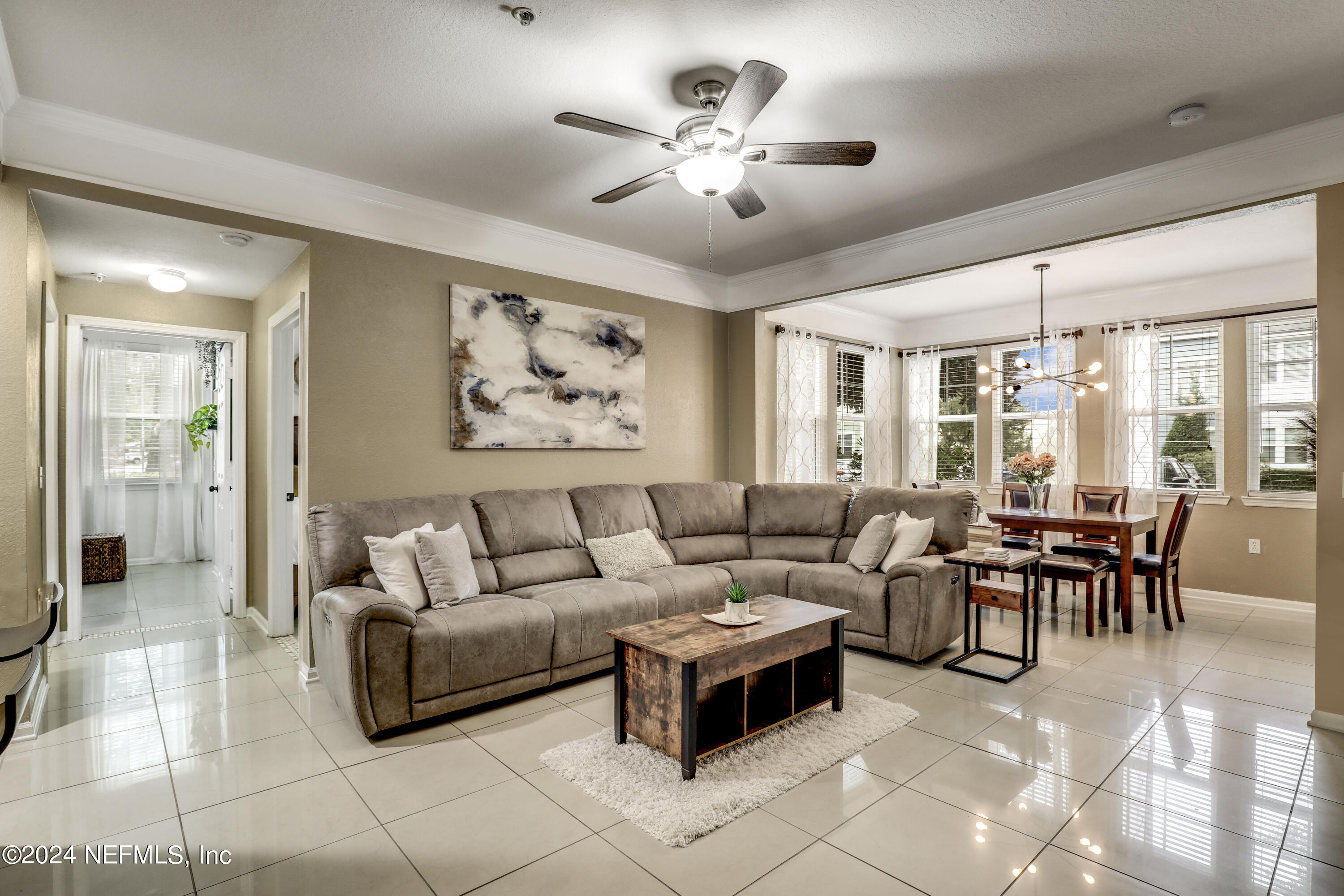8550 Touchton Road, Unit 1517 Jacksonville, FL 32216 - Photo 23 of 61 20 Living Room
