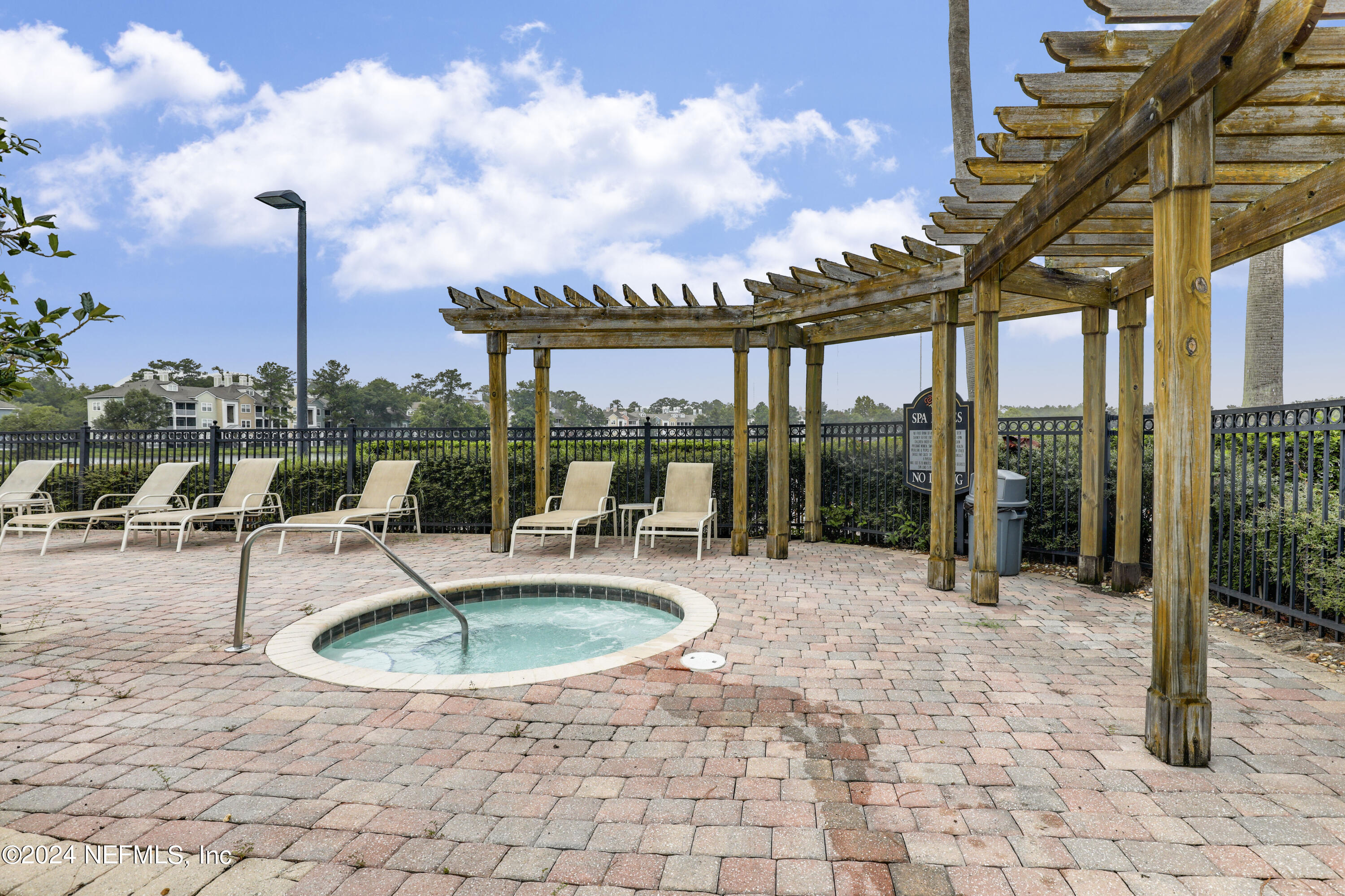 8550 Touchton Road, Unit 1517 Jacksonville, FL 32216 - Photo 60 of 61 59 Second Community Hot Tub