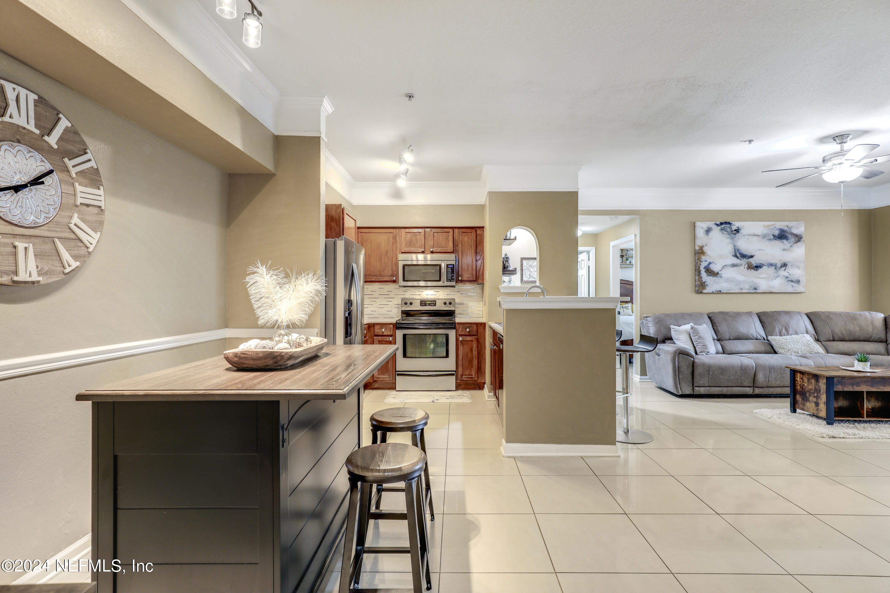 8550 Touchton Road, Unit 1517 Jacksonville, FL 32216 - Photo 8 of 61 05 Breakfast Nook and Kitchen