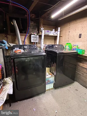 a outdoor space with lots of furniture