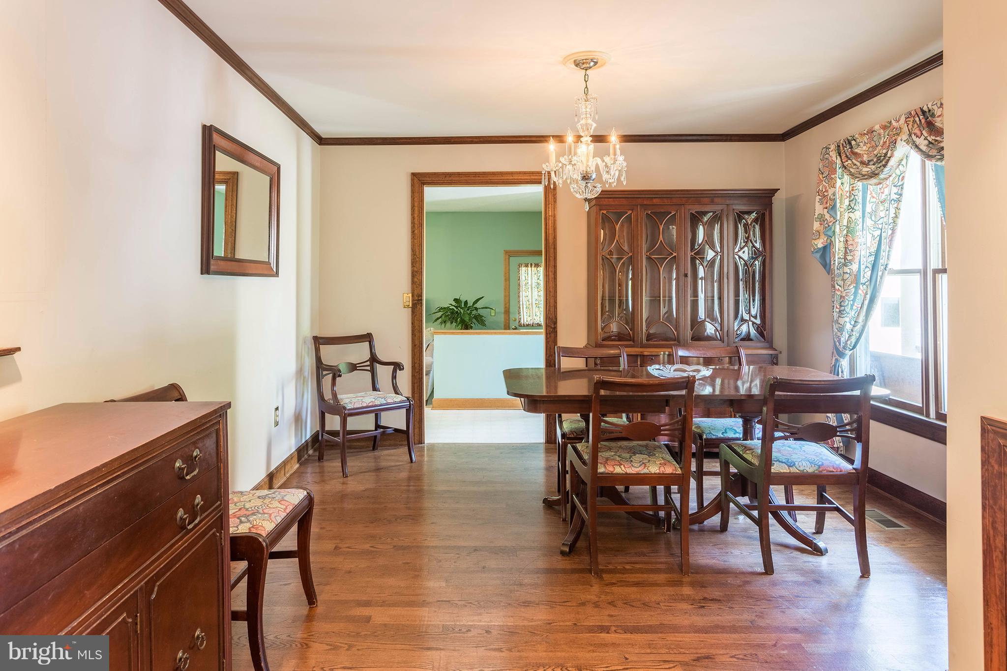 4704 Ravensworth Road Annandale, VA 22003 - Photo 9 of 30 Dining Room