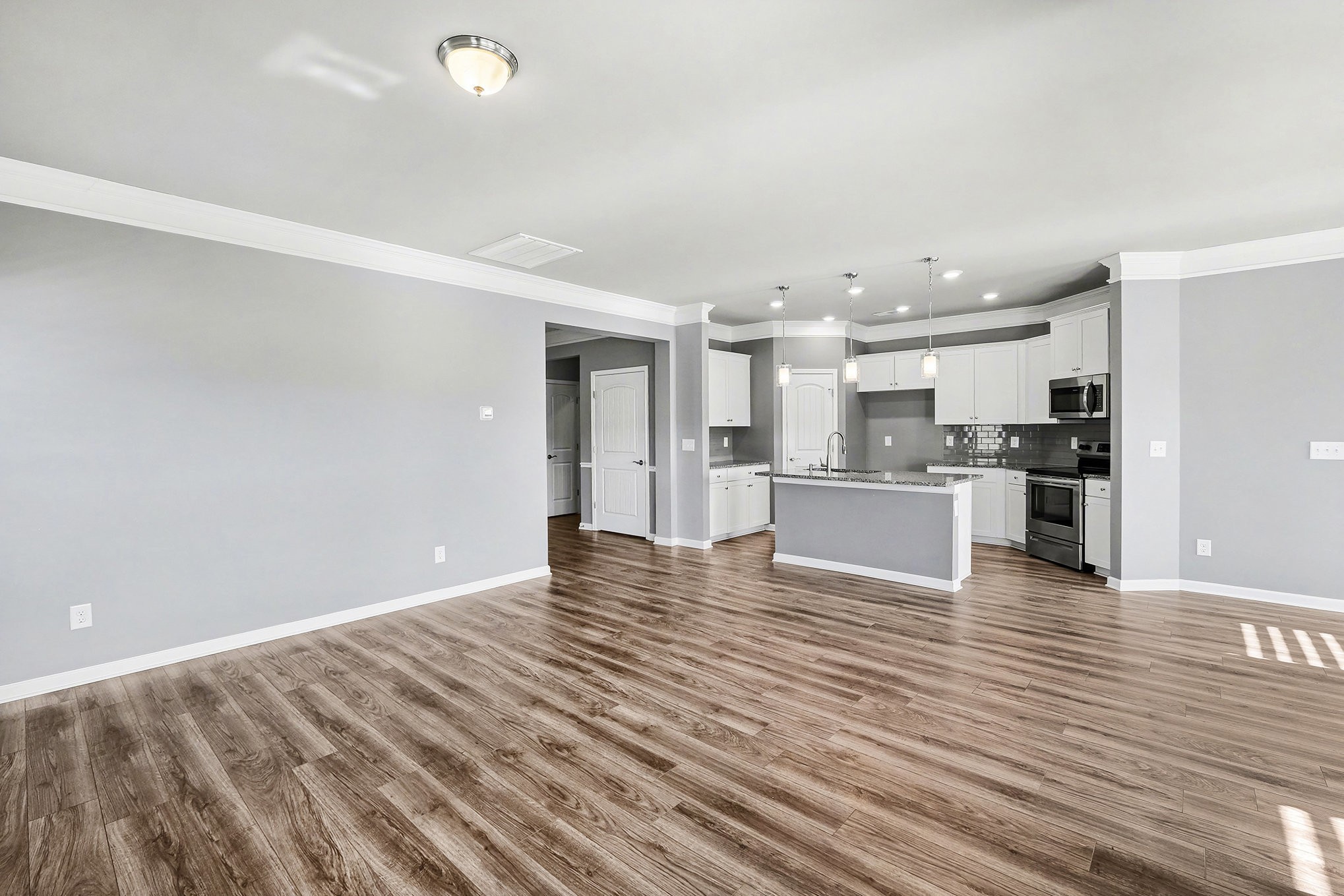 2932 Timewinder Way Columbia, TN 38401 - Photo 7 of 37