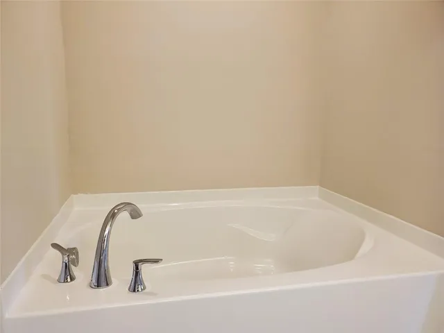 $2,099 | 4151 Fulson Drive, Unit 17, Lilburn, GA 30047