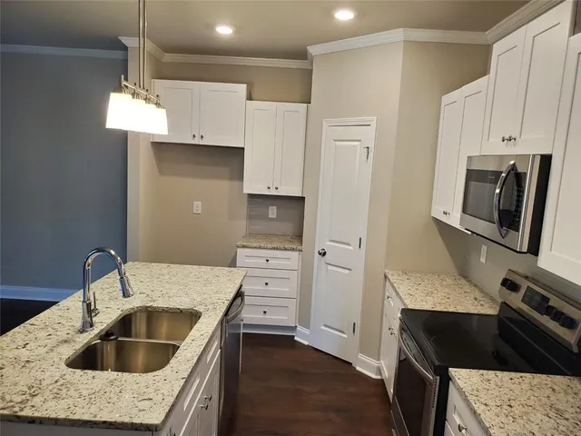 $2,099 | 4151 Fulson Drive, Unit 17, Lilburn, GA 30047