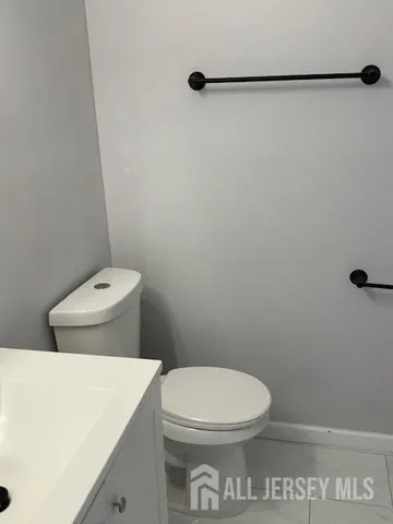 $445,000 | 1 Upperbrook Court, Sayreville, NJ 08859