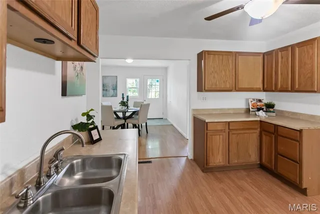 $130,000 | 515 Mobile Street, Brighton, IL 62012