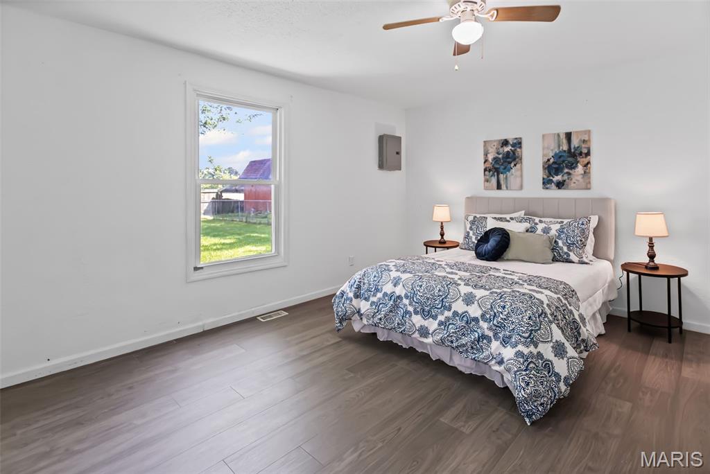 515 Mobile Street Brighton, IL 62012 - Photo 22 of 38