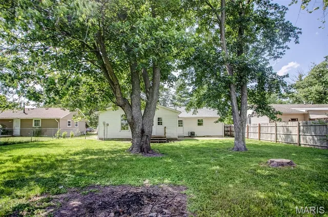 $130,000 | 515 Mobile Street, Brighton, IL 62012