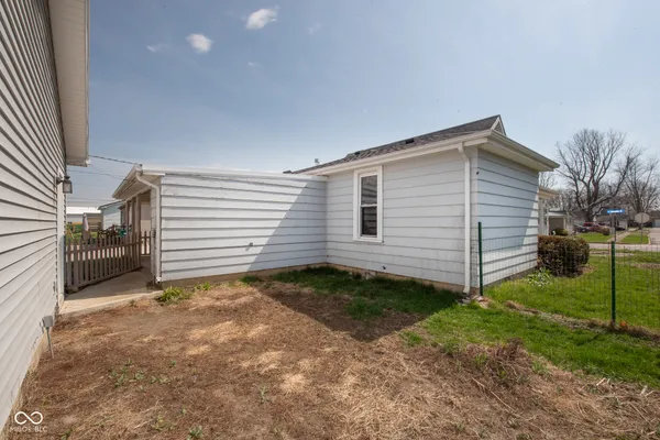 $145,000 | 608 East Columbia Street, Flora, IN 46929