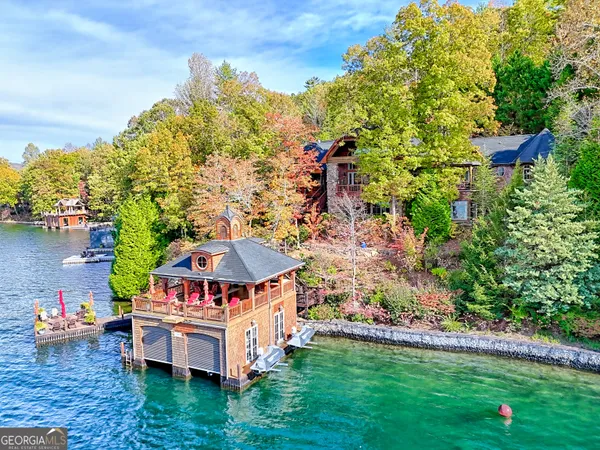 $8,795,000 | 50 Point Morgan Lane, Tiger, GA 30576