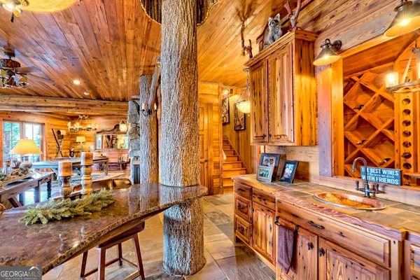 $8,795,000 | 50 Point Morgan Lane, Tiger, GA 30576