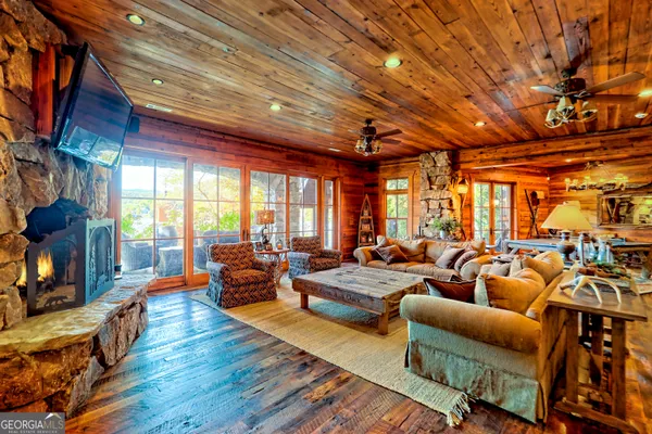 $8,795,000 | 50 Point Morgan Lane, Tiger, GA 30576