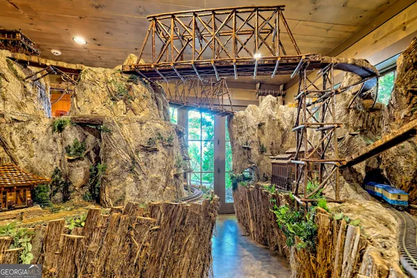 $8,795,000 | 50 Point Morgan Lane, Tiger, GA 30576