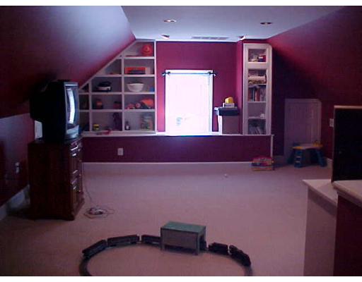 11 Paul Revere Road Worcester, MA 01609 - Photo 10 of 21 Gallery Image 10