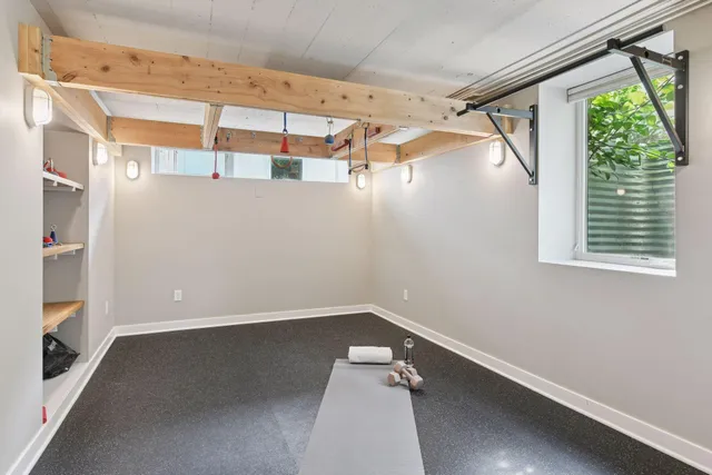 $6,500 | 3933 Zenith Avenue South, Minneapolis, MN 55410