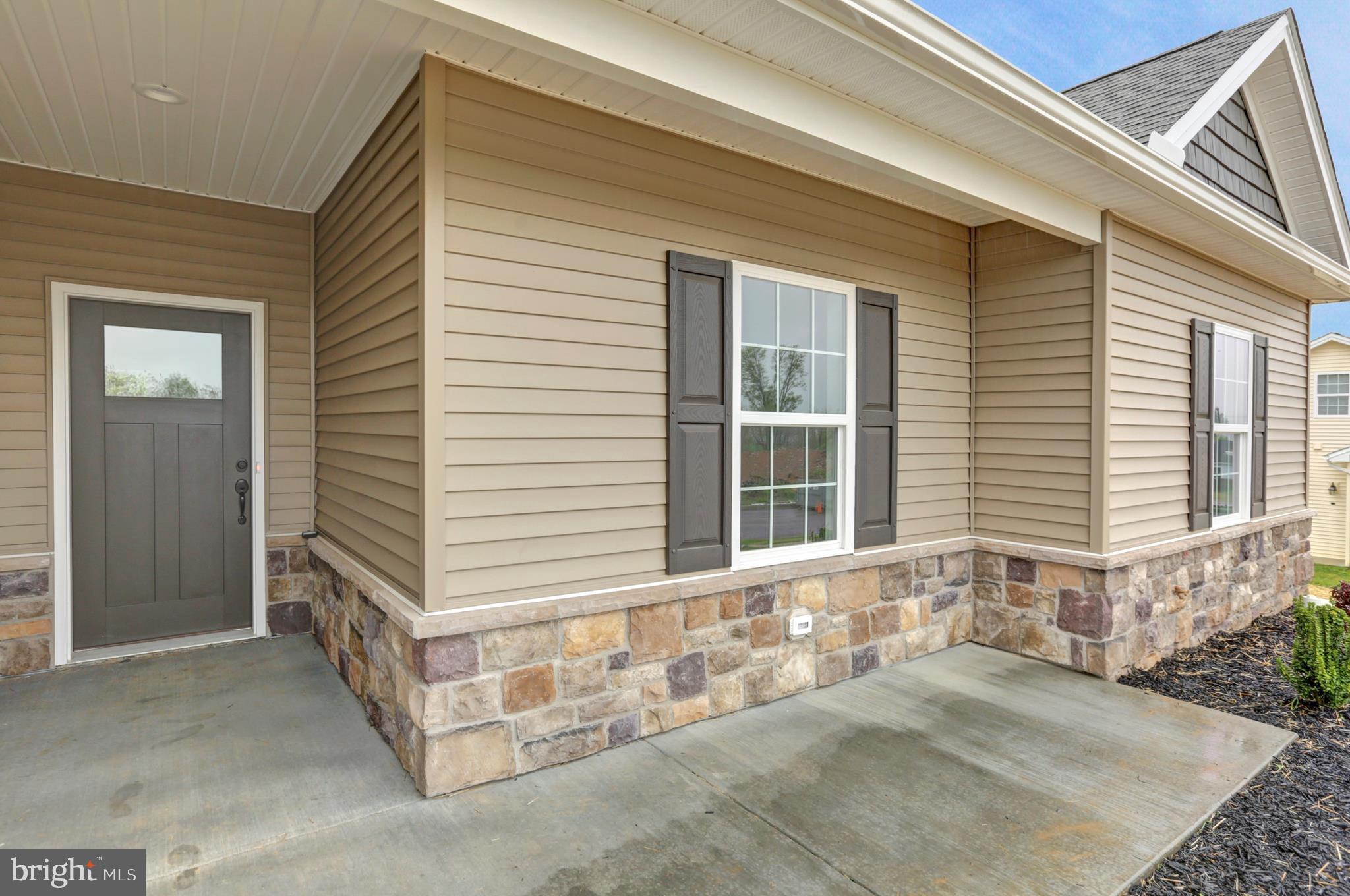 912 Dunbar Road Carlisle, PA 17013 - Photo 3 of 32 Gallery Image 3