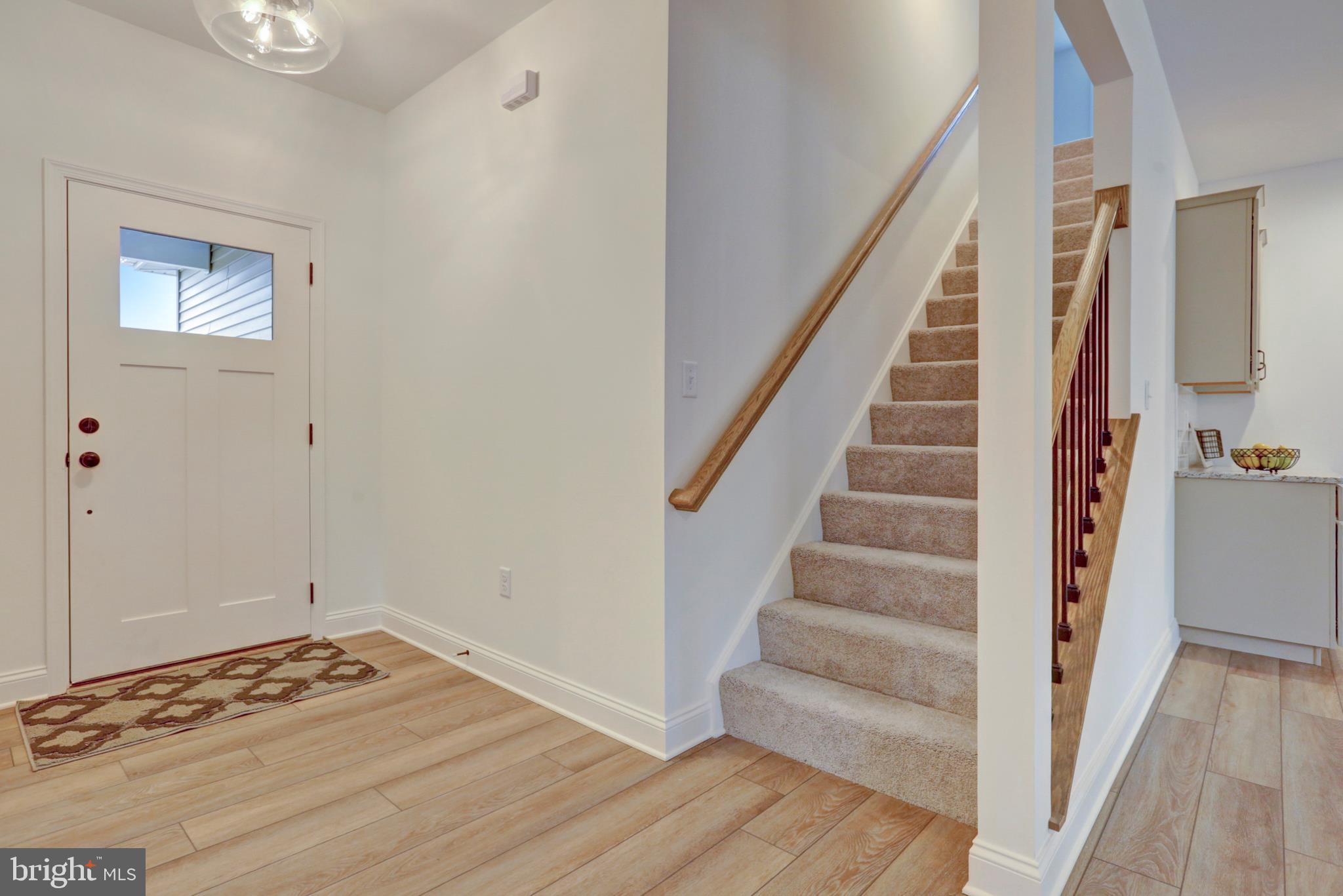 912 Dunbar Road Carlisle, PA 17013 - Photo 4 of 32 Gallery Image 4