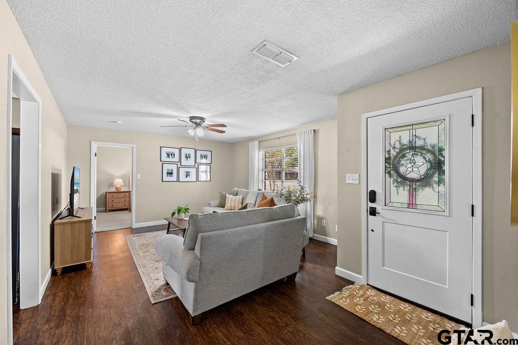 806 Lance Road Quitman, TX 75783 - Photo 6 of 28 Gallery Image 6