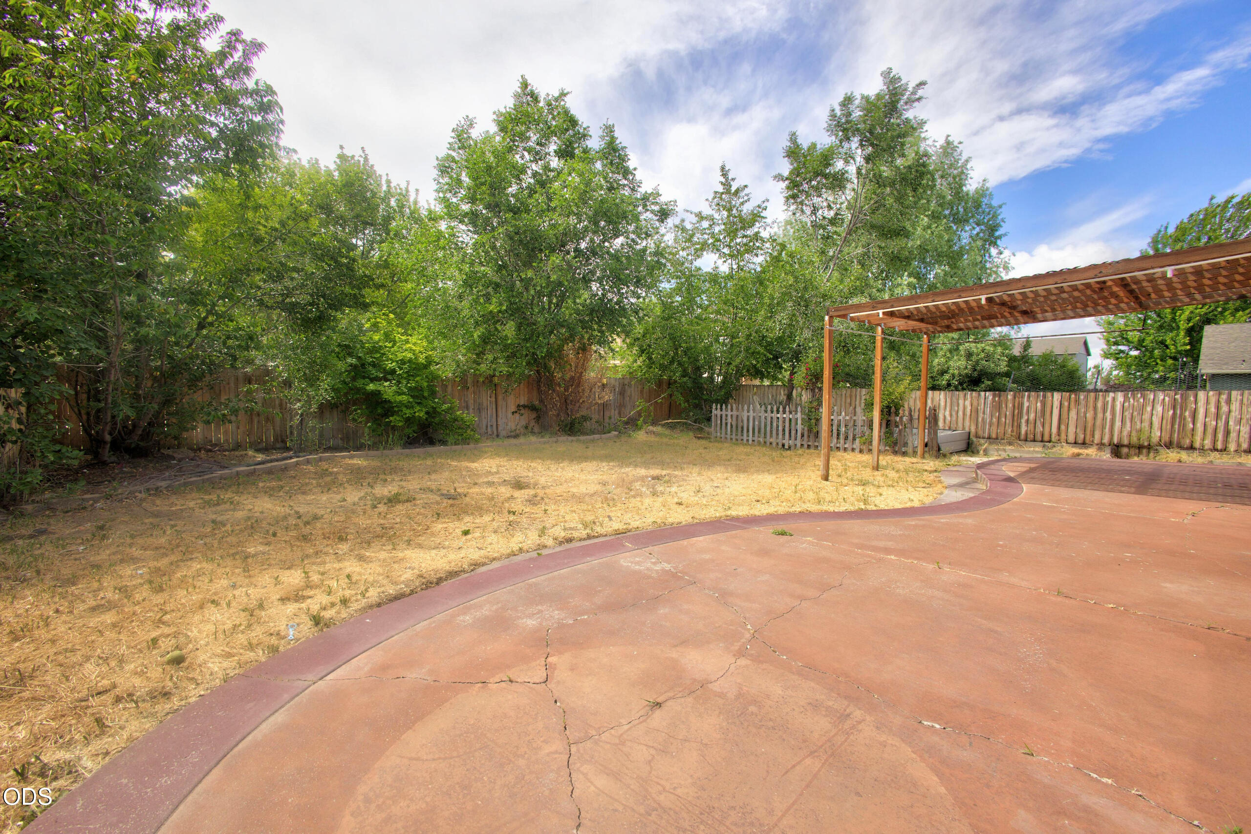 339 Southwest 29th Street Redmond, OR 97756 - Photo 26 of 34