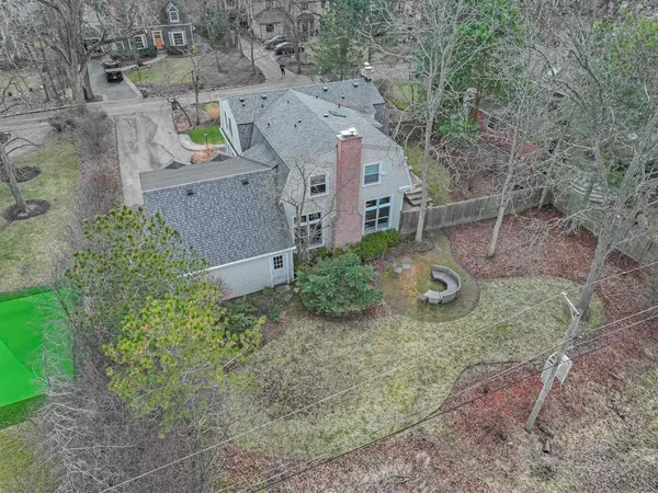 $1,299,900 | 14 Timber Lane, Northbrook, IL 60062