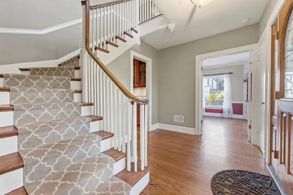 $1,299,900 | 14 Timber Lane, Northbrook, IL 60062