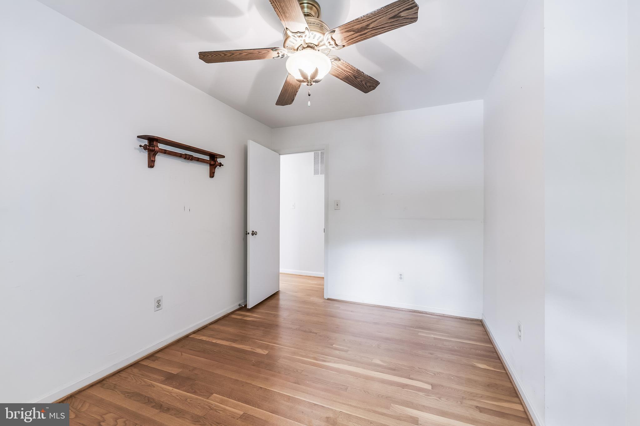 11488 Bingham Terrace Reston, VA 20191 - Photo 51 of 59 Bedroom 4