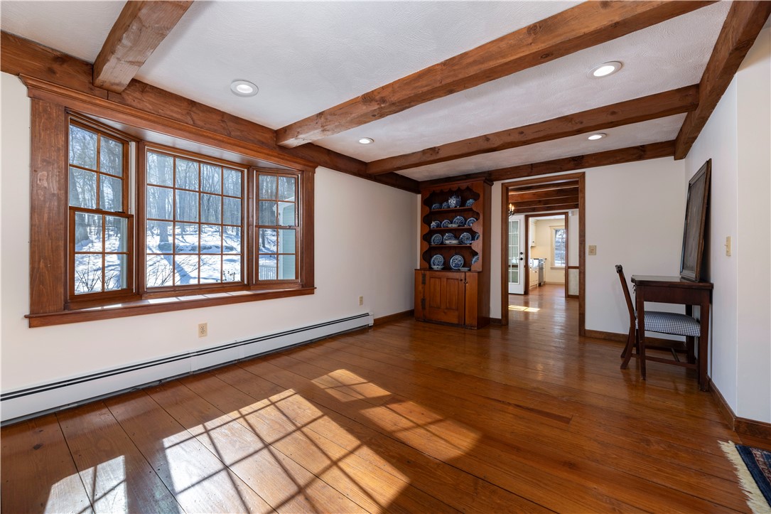 95 Winchester Drive Glocester, RI 02857 - Photo 18 of 43