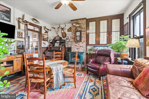 $1,168,000 | 608 Jefferson Pike, Knoxville, MD 21758