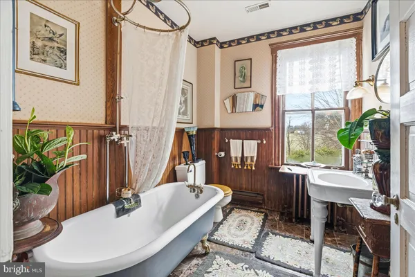 $1,168,000 | 608 Jefferson Pike, Knoxville, MD 21758