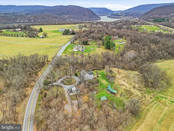 $1,168,000 | 608 Jefferson Pike, Knoxville, MD 21758