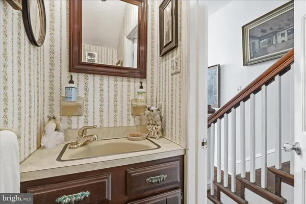 $1,168,000 | 608 Jefferson Pike, Knoxville, MD 21758