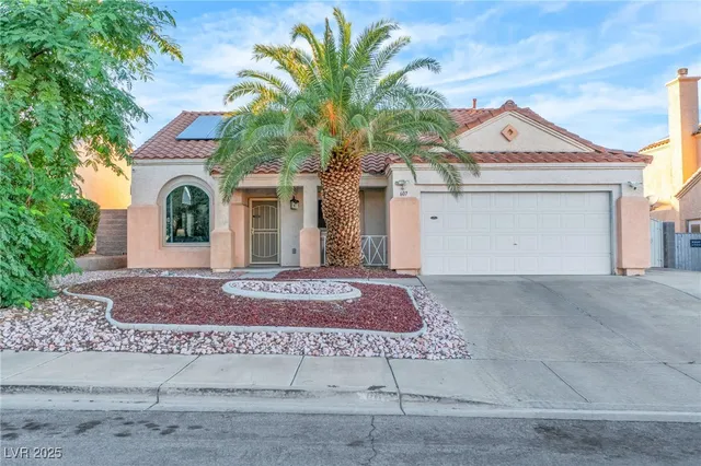 $449,990 | 607 Lively Fiesta Way, Henderson, NV 89015