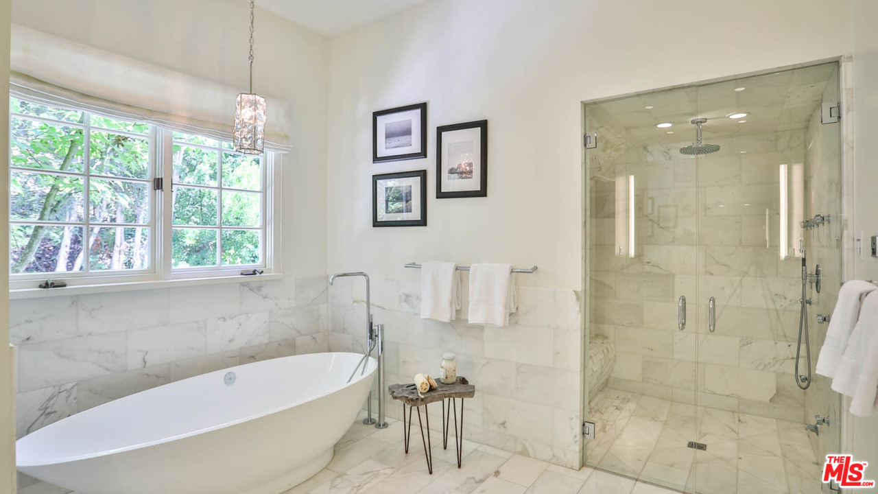 1136 Tower Road Beverly Hills, CA 90210 - Photo 22 of 38 Gallery Image 22