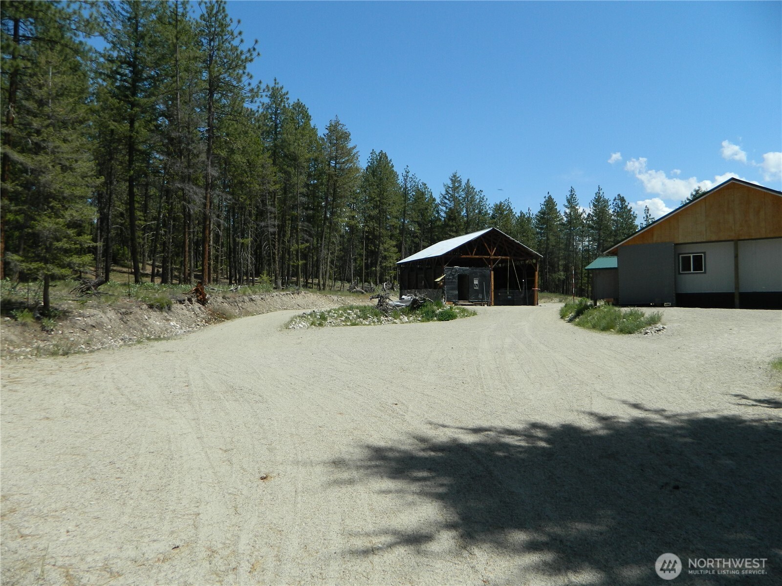 16 Summit Lake Road Tonasket, WA 98855 - Photo 2 of 28