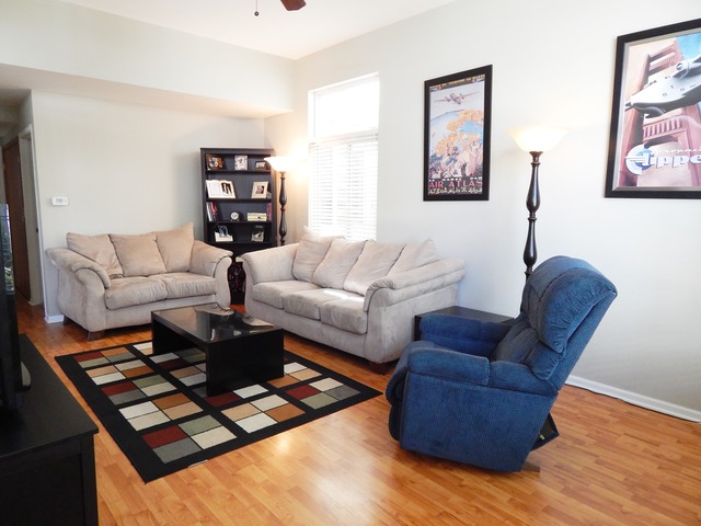 374 Springmist Court Bolingbrook, IL 60440 - Photo 3 of 12