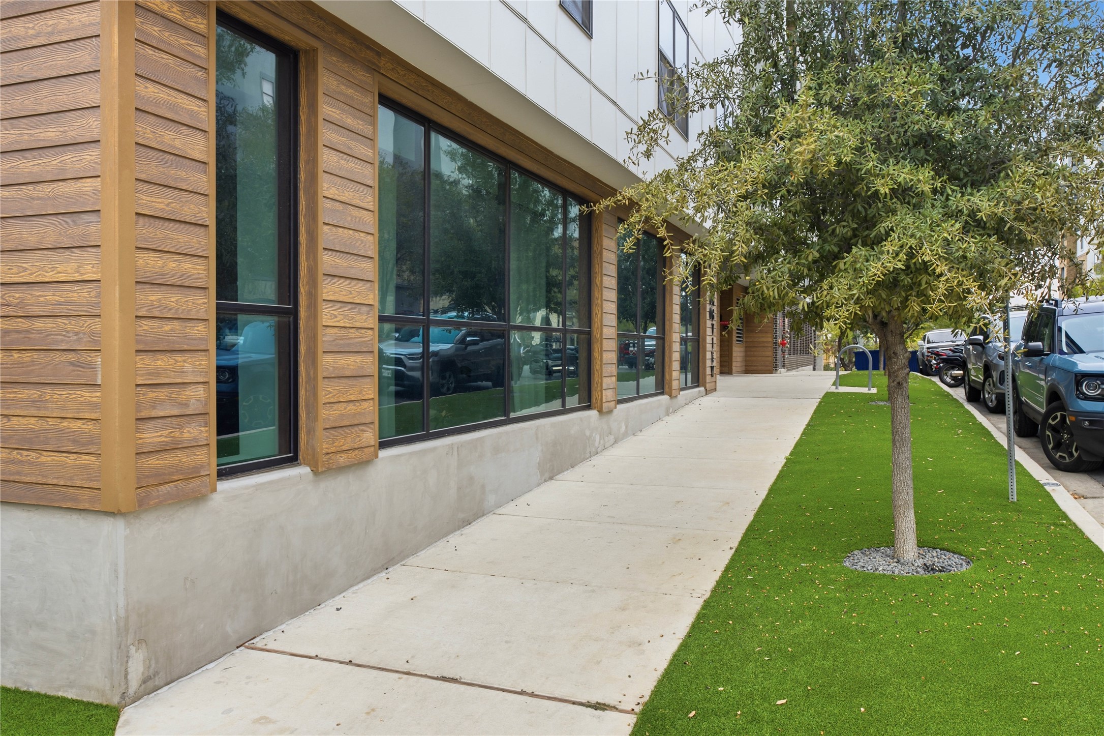 2500 Longview Street, Unit 219 Austin, TX 78705 - Photo 30 of 40