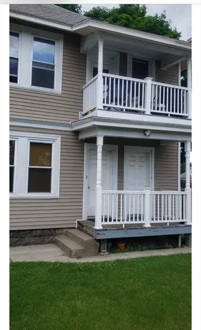 $2,600 | 27-29 Vermont Street, Unit 2, Methuen, MA 01844