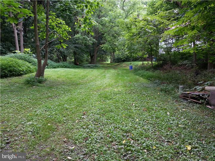 L9507 Mount Laurel Road Temple, PA 19560 - Photo 4 of 11