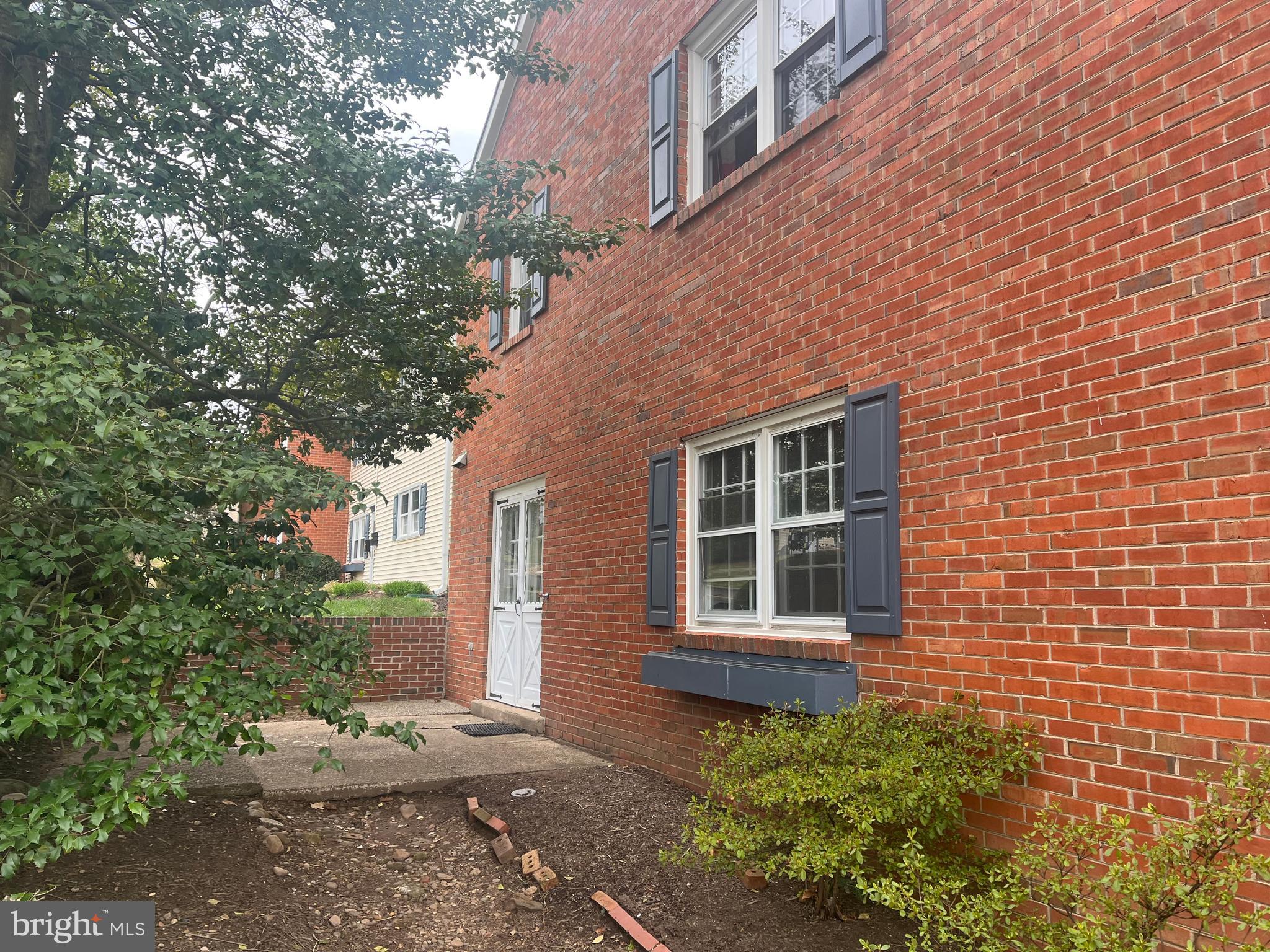 309 Yardley Commons Yardley, PA 19067 - Photo 2 of 13