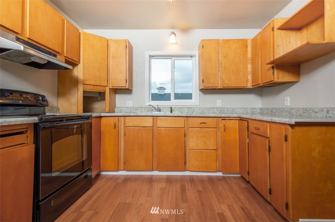 337 Southwest James Street Chehalis, WA 98532 - Photo 10 of 14 Gallery Image 10
