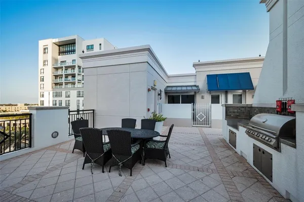 $4,460 | 331 Cleveland Street, Unit 310, Clearwater, FL 33755