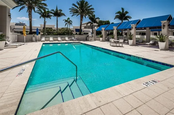 $4,460 | 331 Cleveland Street, Unit 310, Clearwater, FL 33755