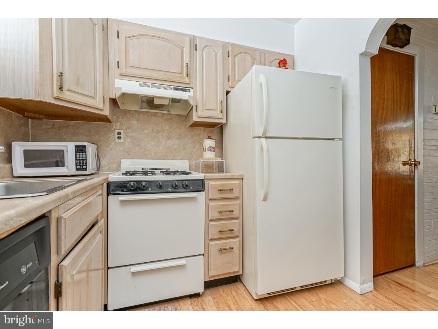 1835 Tree Street Philadelphia, PA 19145 - Photo 7 of 15 Gallery Image 7
