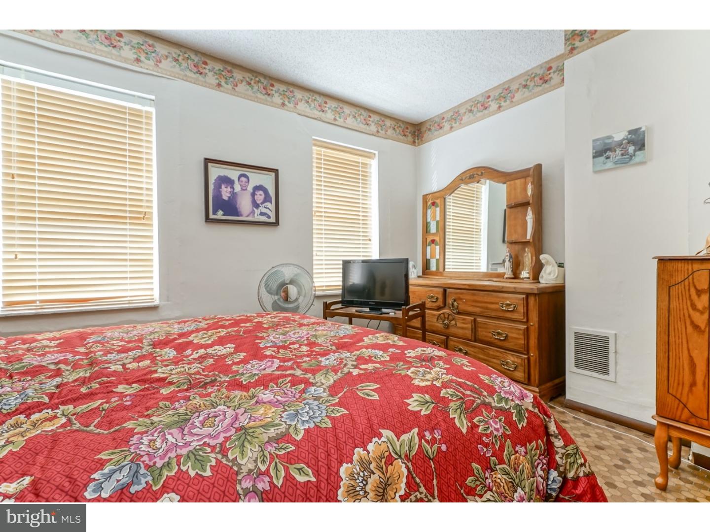 1835 Tree Street Philadelphia, PA 19145 - Photo 9 of 15 Gallery Image 9