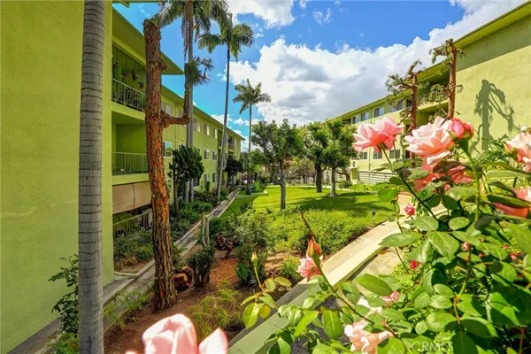 $439,000 | 1301 South Atlantic Boulevard, Unit 425B, Monterey Park, CA 91754