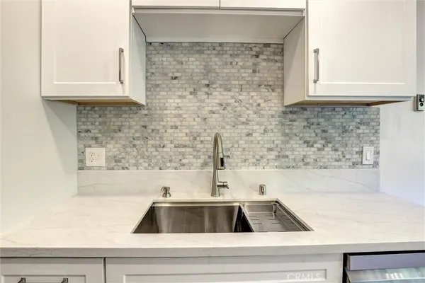 $439,000 | 1301 South Atlantic Boulevard, Unit 425B, Monterey Park, CA 91754